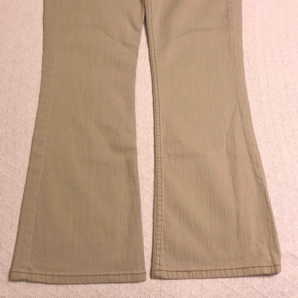 NWOT Levi’s Bootcut Stretch Jeans - Beige - Picture 5 of 8